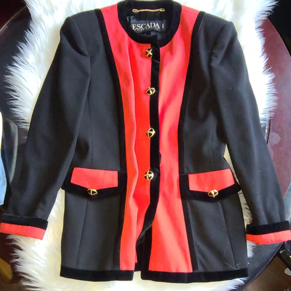 Escada Blazer